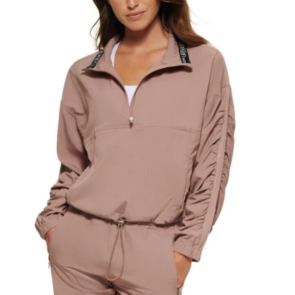 Calvin Klein Performance Women's Chateau Polyester Half-Zip Pullover Jacket